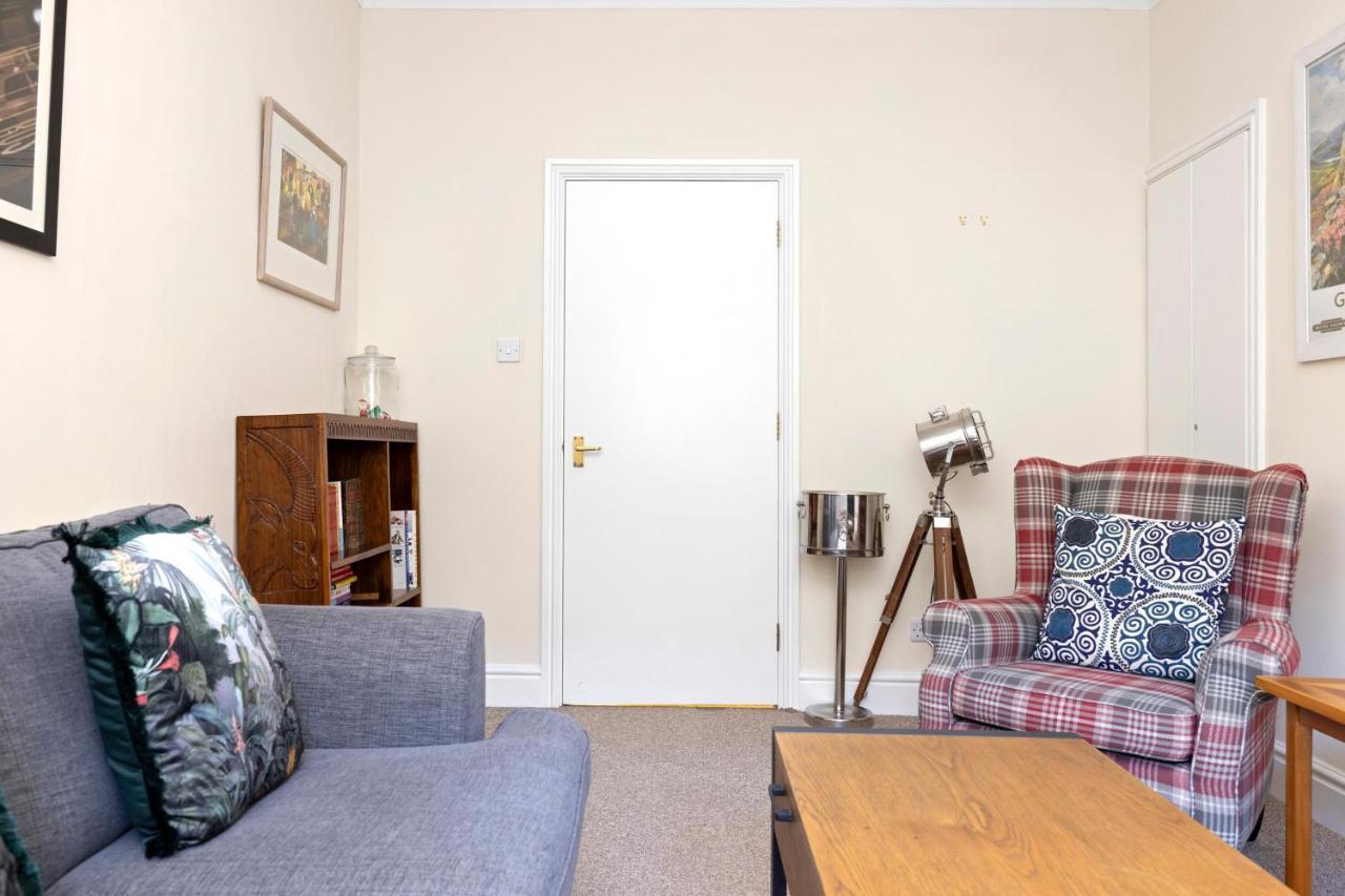 Joivy Modern Flat On Rose Street Apartment Edinburgh Luaran gambar