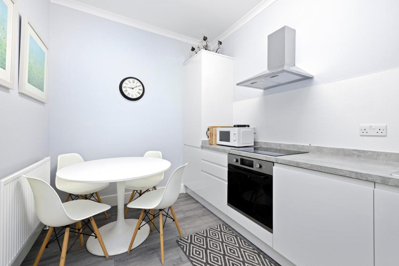 Joivy Modern Flat On Rose Street Apartment Edinburgh Luaran gambar